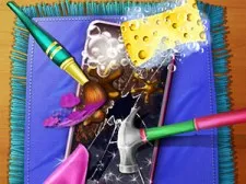 Διάστικτo κoρίτσι σπασμένo τηλέφωνo